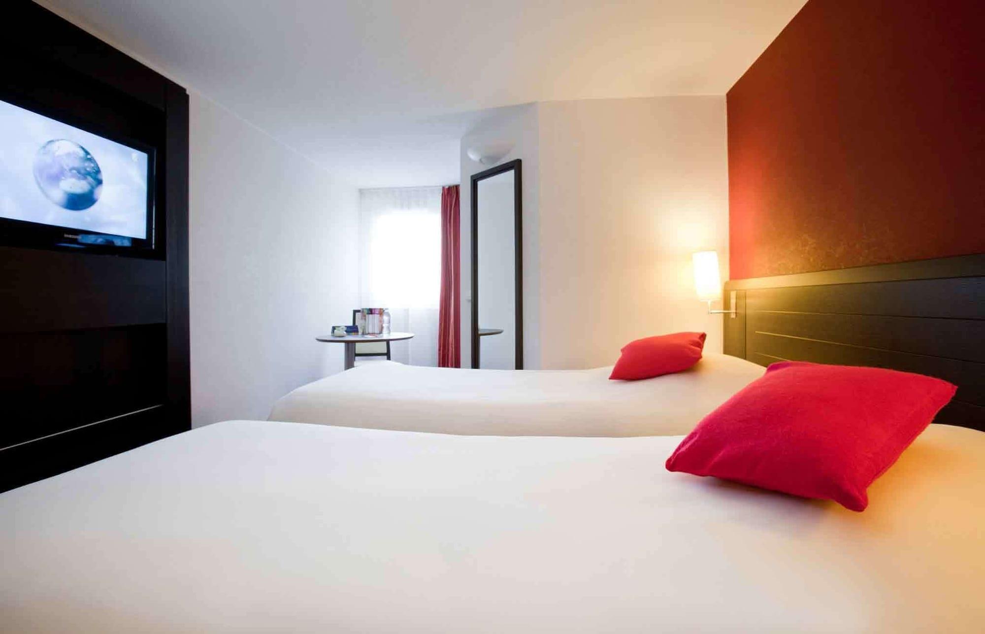 ไอบิส สไตล์ เบลฟอร์ต ซองทร์ Hotel แบลฟอร์ ภายนอก รูปภาพ